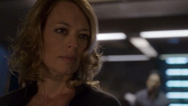 Helix S01E07 – Seven of Nine saves the day
