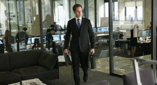 Suits S04E01 – One-Two-Three Go…