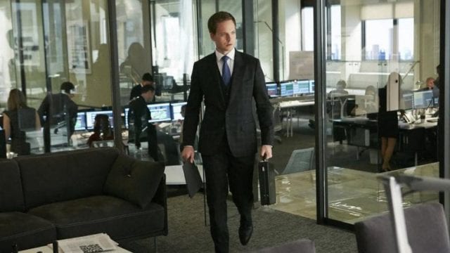 Suits S04E01 – One-Two-Three Go…