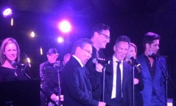 ‚Full House‘ Cast trifft sich und singt Titelsong