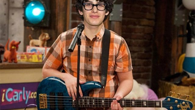 TBBT: Bruder für Howard