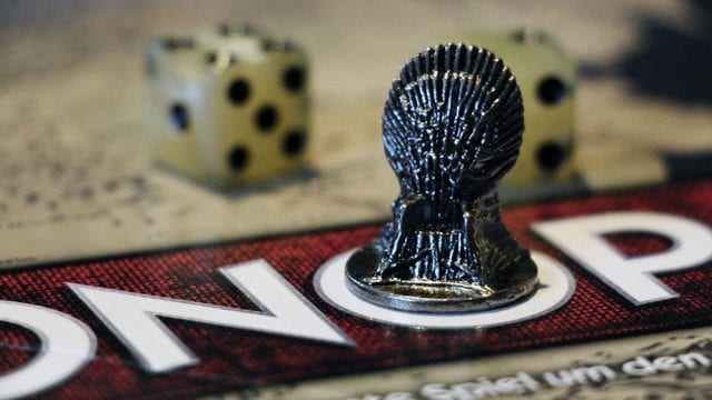 Game-of-Thrones-Monopoly-Test_01