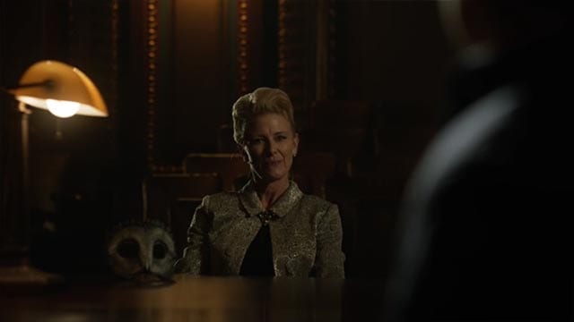 Gotham_S03E02_02