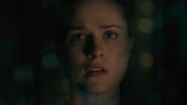 Westworld_S02E02_Dolores_lights-640x360