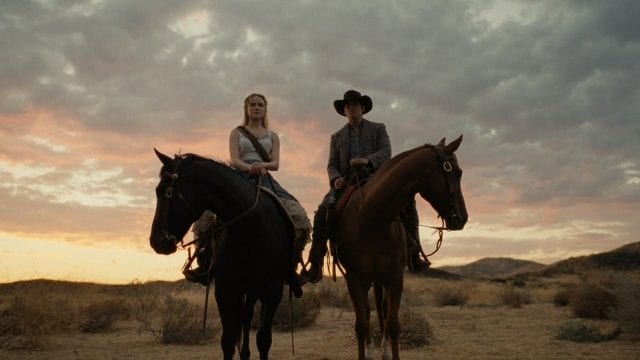 Westworld_S02E02_Teddy_Dolores-640x360