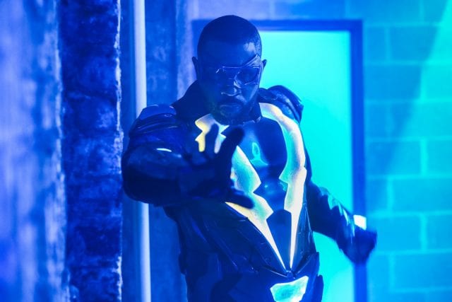 Review: Black Lightning – Staffel 1