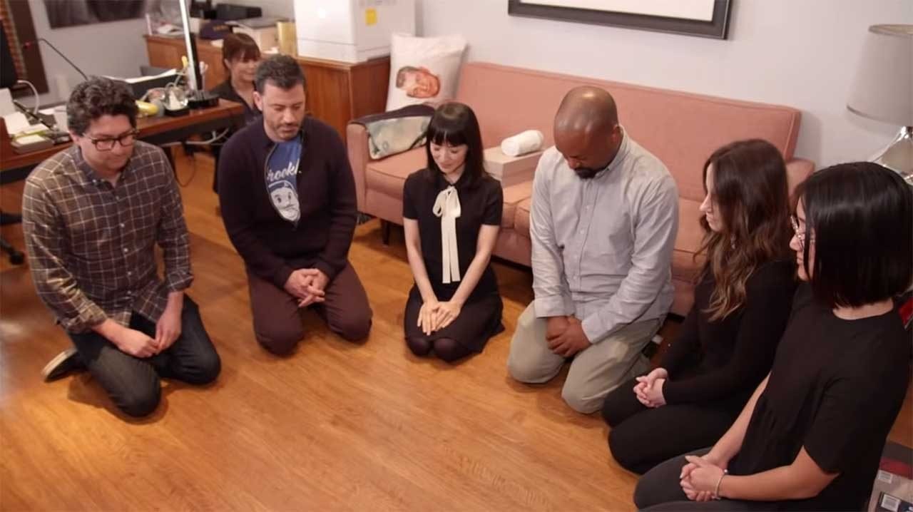 Marie Kondo räumt Jimmy Kimmels Büro auf