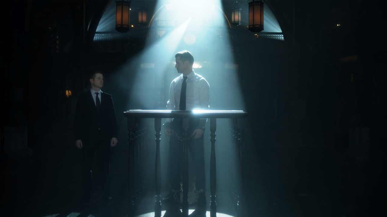 Gotham-S05E09_Review_01