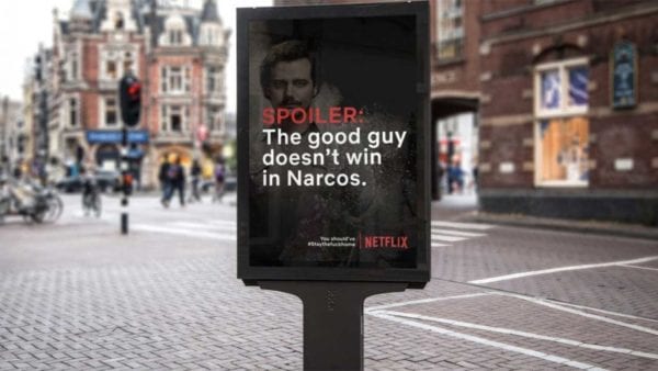 Netflix-Spoiler-Plakate sollen Leute zum Daheimbleiben animieren