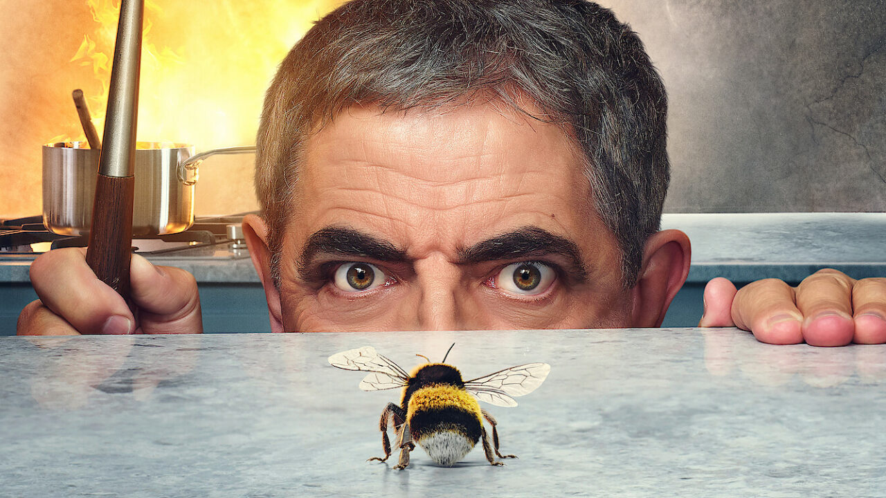 Trailer zu „Man Vs Bee“: Rowan Atkinson kommt mit Comedy-Serie zu Netflix