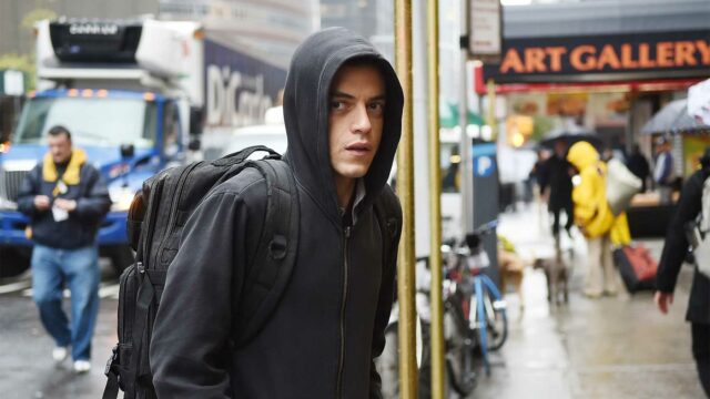 Mr-Robot-S01E01-Review-01