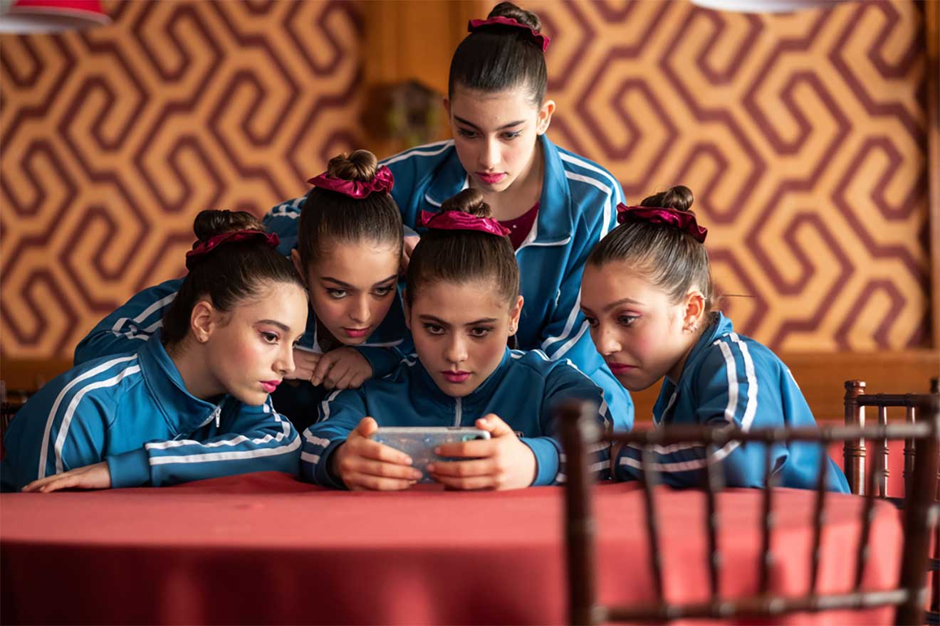 The-Gymnasts-ZDFneoriginal-serie-01